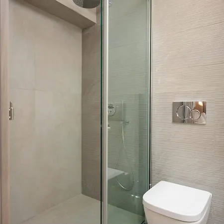 Serenity Luxury *